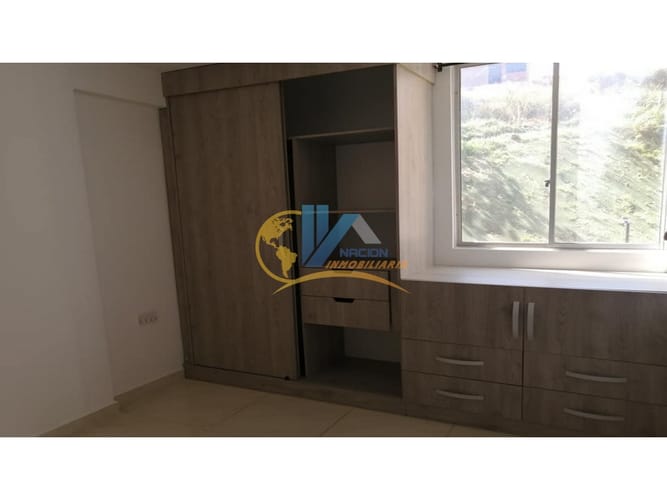 Apartamento de 3 alcobas en venta en Canelos, Bucaramanga, 54 m² · foto 4 de 7