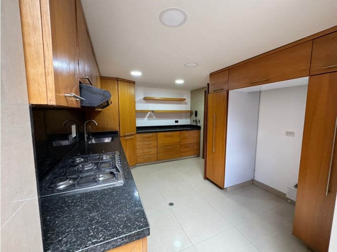 Casa de 5 alcobas en venta en Ub Nuevo Milenio, Chía, 200 m² · foto 5 de 11