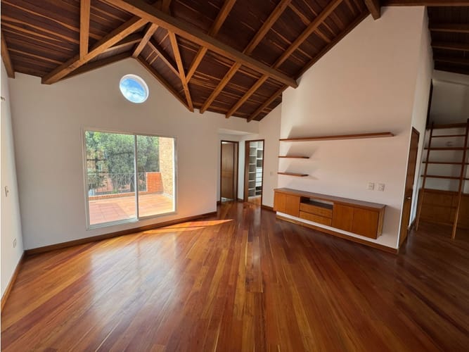 Casa de 5 alcobas en venta en Ub Nuevo Milenio, Chía, 200 m² · foto 10 de 11