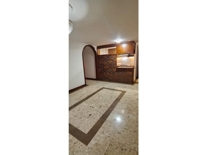 Apartamento de 3 alcobas en venta en Cedro Golf, Bogotá, 70 m² · foto 2 de 24