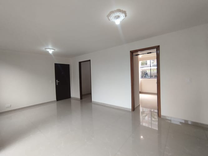 Apartamento de 3 alcobas en arriendo en Loma Del Indio, Medellín, 87 m² · foto 10 de 20