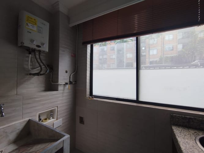 Apartamento de 3 alcobas en arriendo en Loma Del Indio, Medellín, 87 m² · foto 15 de 20