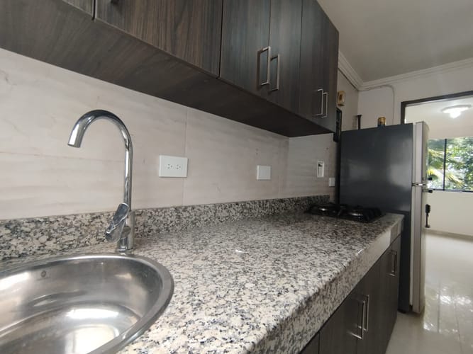 Apartamento de 3 alcobas en arriendo en Loma Del Indio, Medellín, 87 m² · foto 17 de 20