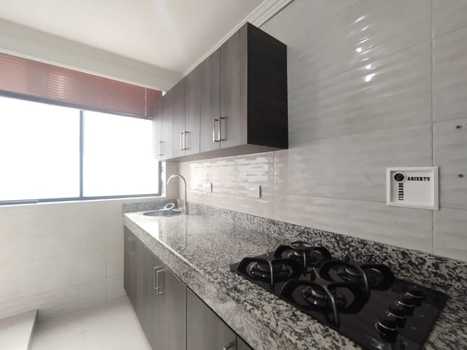 Apartamento de 3 alcobas en arriendo en Loma Del Indio, Medellín, 87 m² · foto 19 de 20