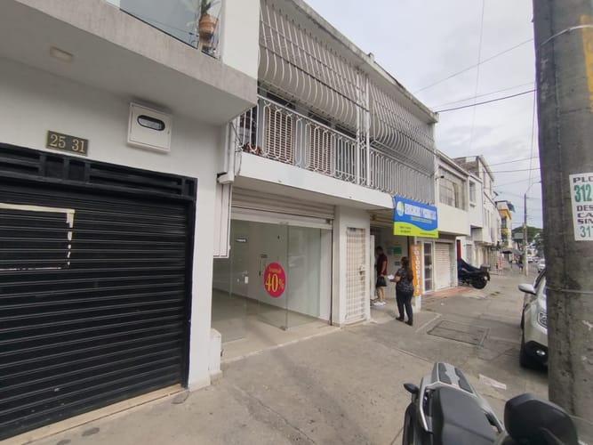 Local en arriendo en Alameda, Cali, 182 m² · foto 2 de 11