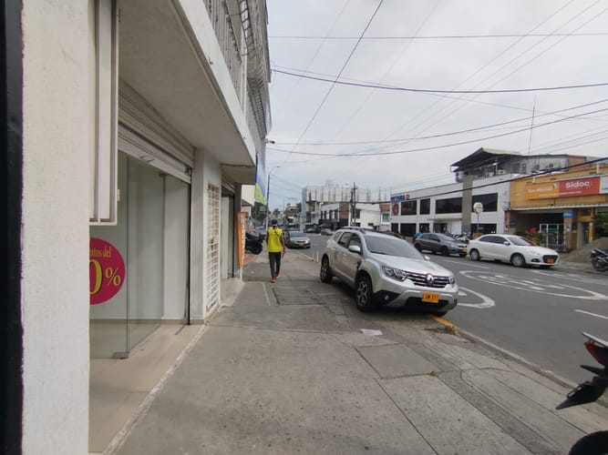 Local en arriendo en Alameda, Cali, 182 m² · foto 3 de 11