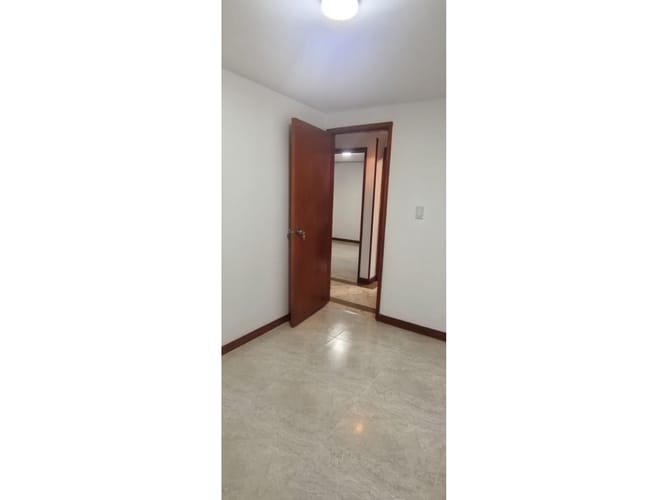 Apartamento de 3 alcobas en arriendo en Cedro Golf, Bogotá, 70 m² · foto 12 de 24