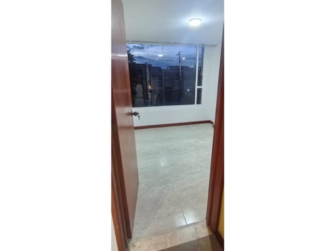 Apartamento de 3 alcobas en arriendo en Cedro Golf, Bogotá, 70 m² · foto 14 de 24