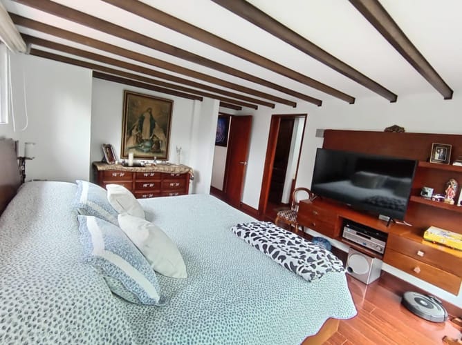 Casa de 6 alcobas en venta en Cerros De Suba, Bogotá, 200 m² · foto 6 de 23