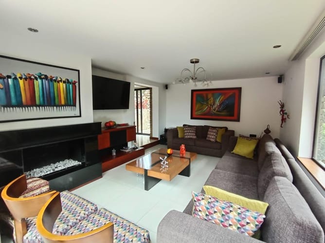 Casa de 6 alcobas en venta en Cerros De Suba, Bogotá, 200 m² · foto 11 de 23