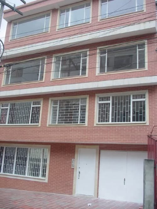 Apartaestudio en arriendo en Chapinero Alto, Bogotá, 25 m² · foto 1 de 10