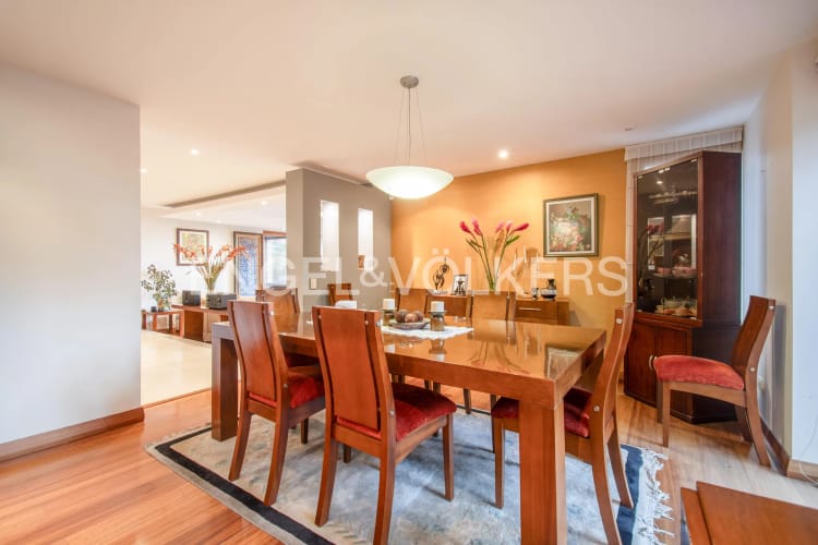 Casa de 4 alcobas en venta en Sotileza, Bogotá, 569 m² · foto 3 de 21