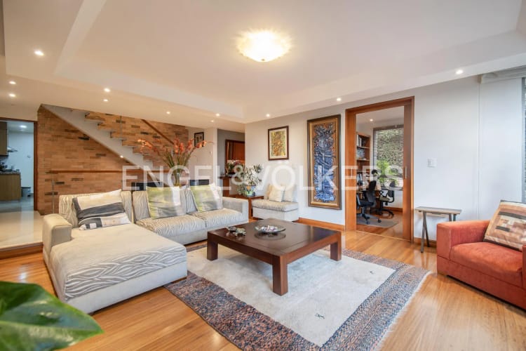 Casa de 4 alcobas en venta en Sotileza, Bogotá, 569 m² · foto 2 de 21