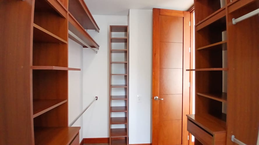 Apartamento de 3 alcobas en arriendo en Milla De Oro, Medellín, 120 m² · foto 15 de 19