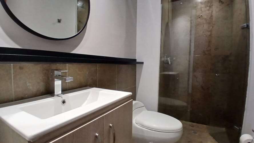 Apartamento de 3 alcobas en arriendo en Milla De Oro, Medellín, 120 m² · foto 18 de 19