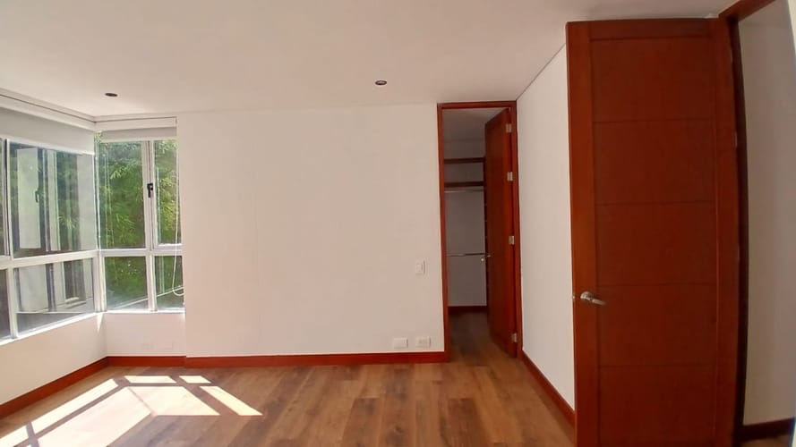 Apartamento de 3 alcobas en arriendo en Milla De Oro, Medellín, 120 m² · foto 19 de 19