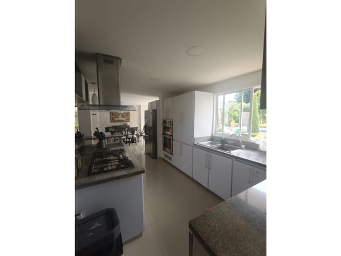 Casa de 4 alcobas en venta en Las Mercedes, Jamundí, 552 m² · foto 7 de 18