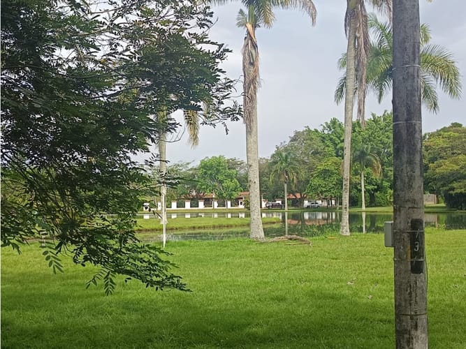 Casa de 4 alcobas en venta en Las Mercedes, Jamundí, 552 m² · foto 10 de 18