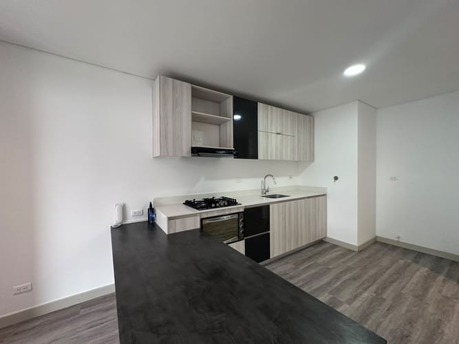 Apartamento de 1 alcoba en arriendo en El Poblado, Medellín, 57 m² · foto 6 de 20