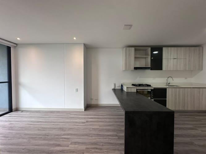 Apartamento de 1 alcoba en arriendo en El Poblado, Medellín, 57 m² · foto 10 de 20