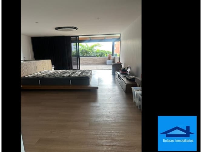Apartamento de 3 alcobas en venta en Lalinde, Medellín, 156 m² · foto 12 de 14