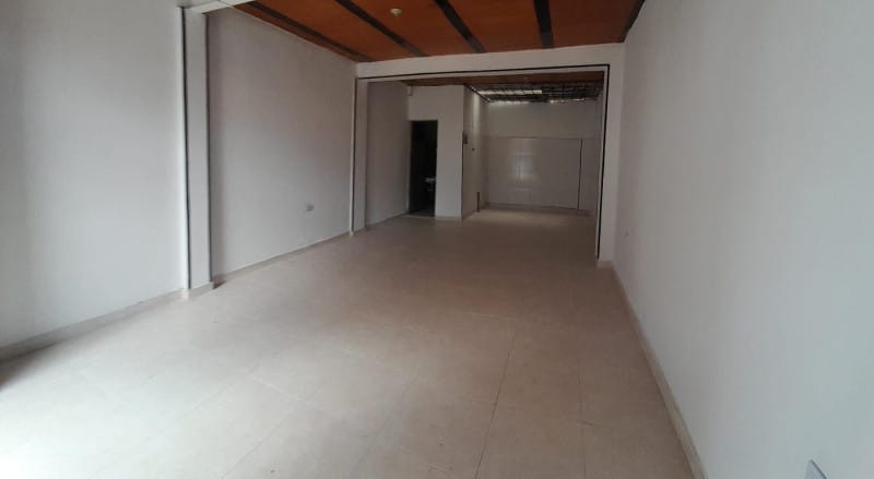 Local en arriendo en Bosatama, Soacha, 35 m² · foto 2 de 10