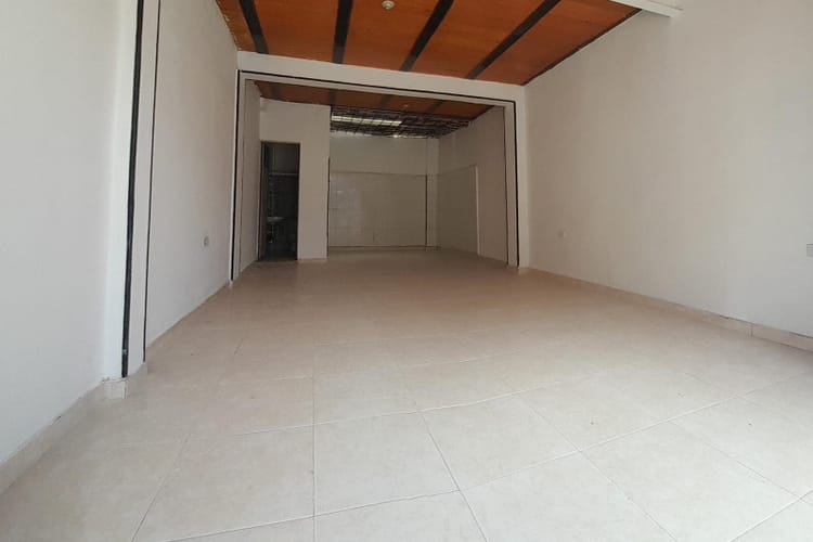 Local en arriendo en Bosatama, Soacha, 35 m² · foto 3 de 10