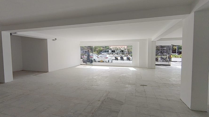 Local en arriendo en Cristo Rey, Medellín, 175 m² · foto 2 de 10