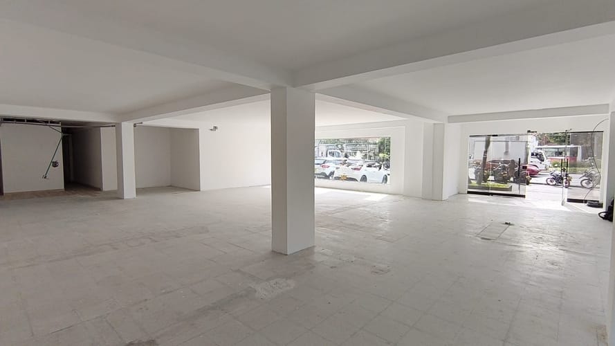 Local en arriendo en Cristo Rey, Medellín, 175 m² · foto 3 de 10