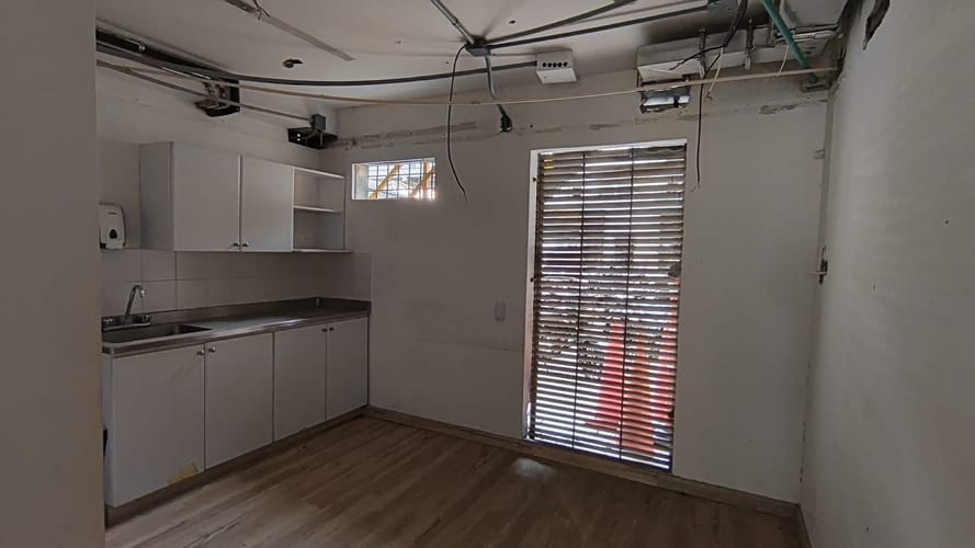 Local en arriendo en Cristo Rey, Medellín, 175 m² · foto 9 de 10