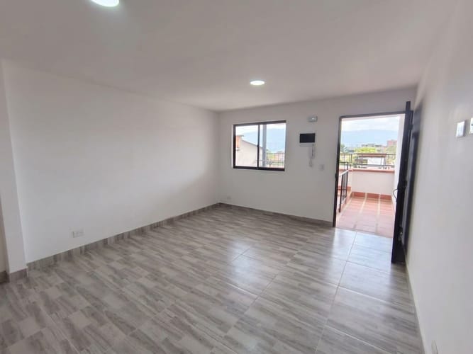 Apartamento de 2 alcobas en arriendo en Belén, Medellín, 70 m² · foto 3 de 11
