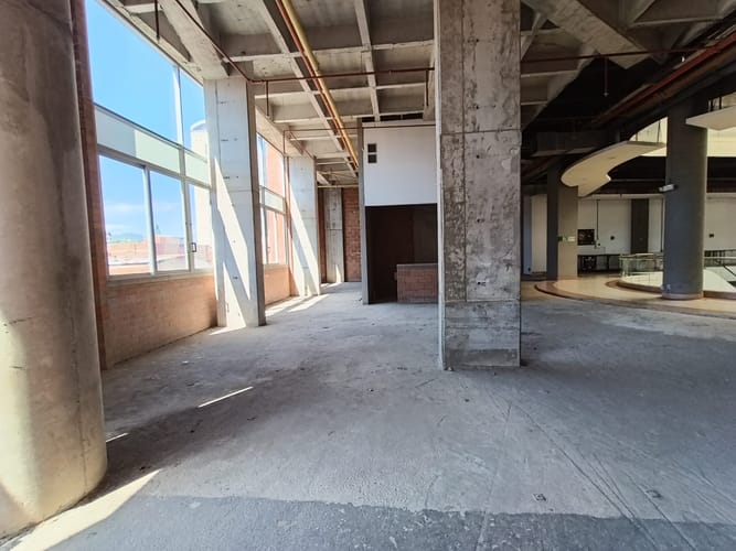 Local en arriendo en Suramérica, Itagüí, 134 m² · foto 3 de 10