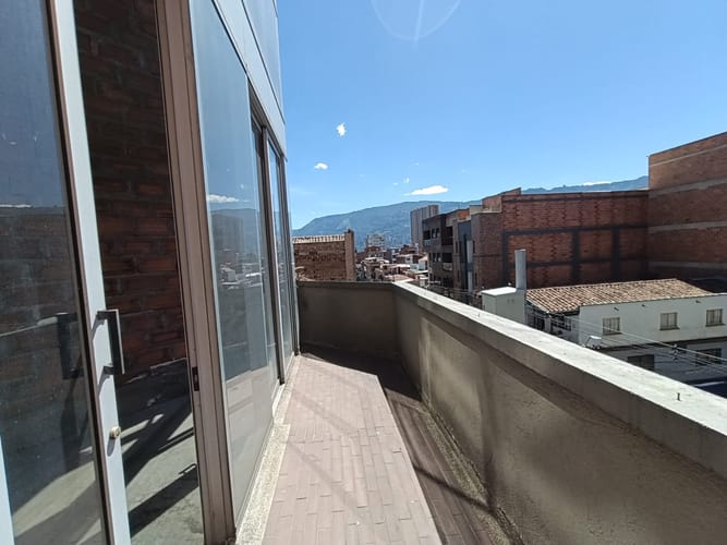 Local en arriendo en Suramérica, Itagüí, 134 m² · foto 4 de 10