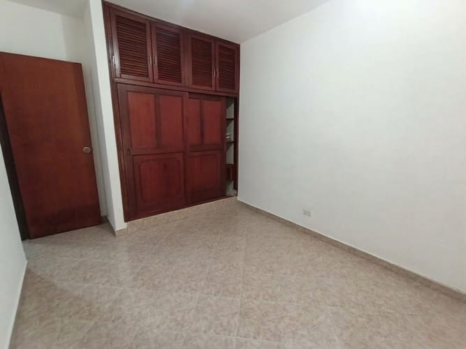 Casa de 4 alcobas en arriendo en Buenos Aires, Medellín, 210 m² · foto 5 de 20
