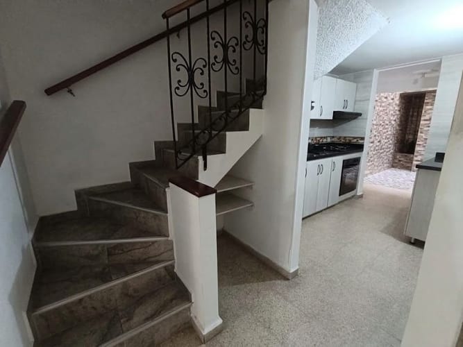 Casa de 4 alcobas en arriendo en Buenos Aires, Medellín, 210 m² · foto 8 de 20