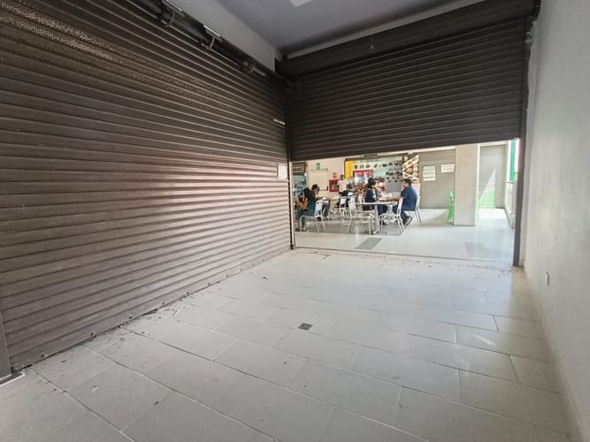 Local en arriendo en Bombona No.1, Medellín, 20 m² · foto 11 de 13