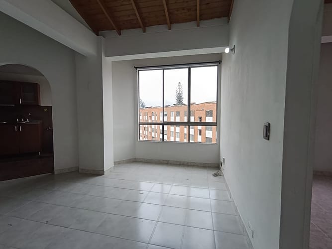 Apartamento de 2 alcobas en arriendo en Vía Las Palmas, Medellín, 47 m² · foto 2 de 16