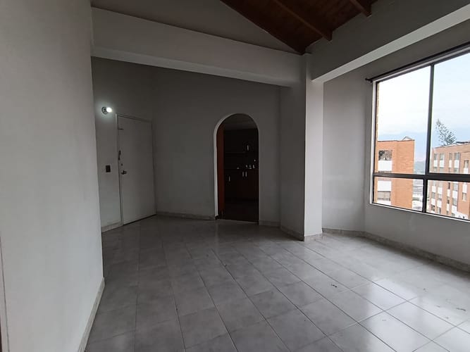 Apartamento de 2 alcobas en arriendo en Vía Las Palmas, Medellín, 47 m² · foto 3 de 16