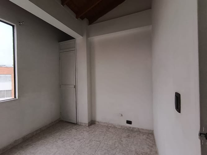 Apartamento de 2 alcobas en arriendo en Vía Las Palmas, Medellín, 47 m² · foto 13 de 16