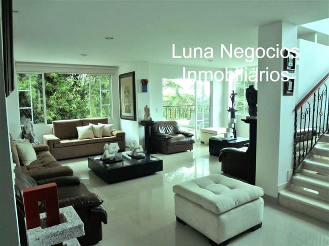 Casa de 3 alcobas en venta en Ruitoque Condominio, Floridablanca, 280 m² · foto 8 de 18
