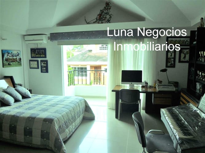 Casa de 3 alcobas en venta en Ruitoque Condominio, Floridablanca, 280 m² · foto 13 de 18
