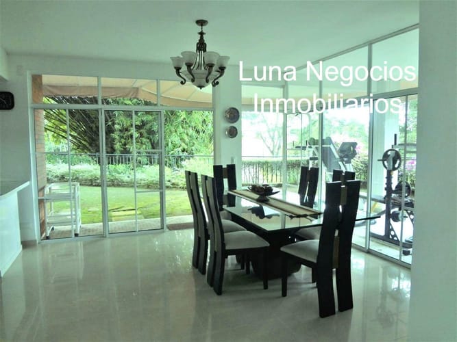 Casa de 3 alcobas en venta en Ruitoque Condominio, Floridablanca, 280 m² · foto 9 de 18
