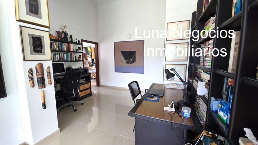 Casa de 3 alcobas en venta en Ruitoque Condominio, Floridablanca, 280 m² · foto 11 de 18