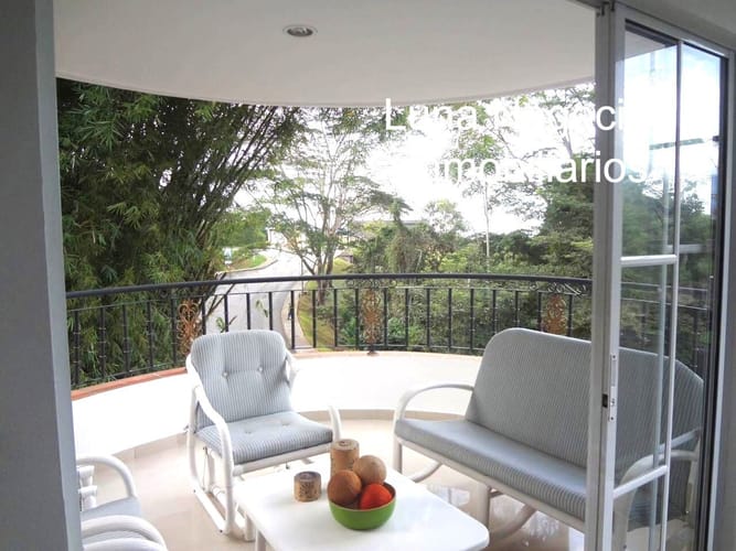 Casa de 3 alcobas en venta en Ruitoque Condominio, Floridablanca, 280 m² · foto 7 de 18