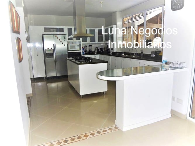 Casa de 3 alcobas en venta en Ruitoque Condominio, Floridablanca, 280 m² · foto 12 de 18