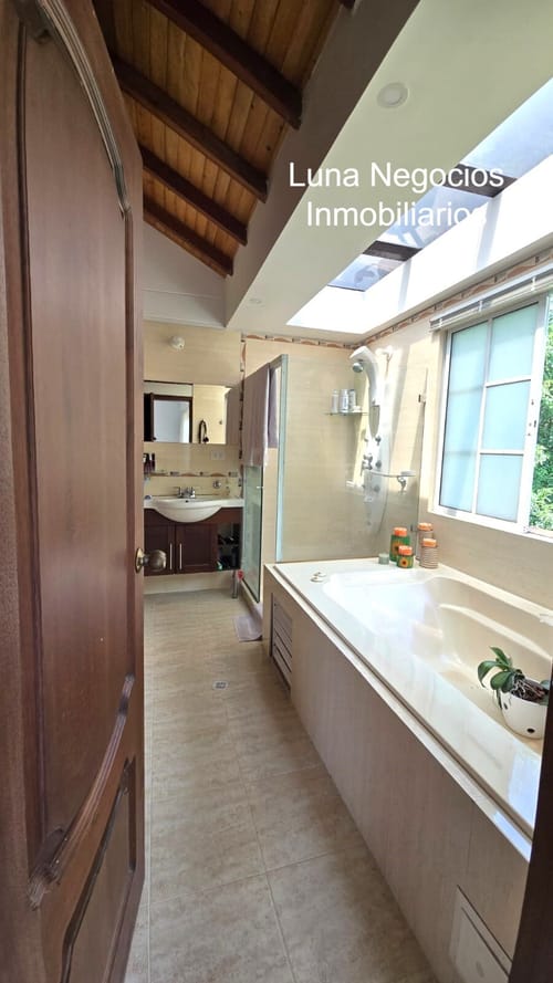 Casa de 3 alcobas en venta en Ruitoque Condominio, Floridablanca, 280 m² · foto 17 de 18