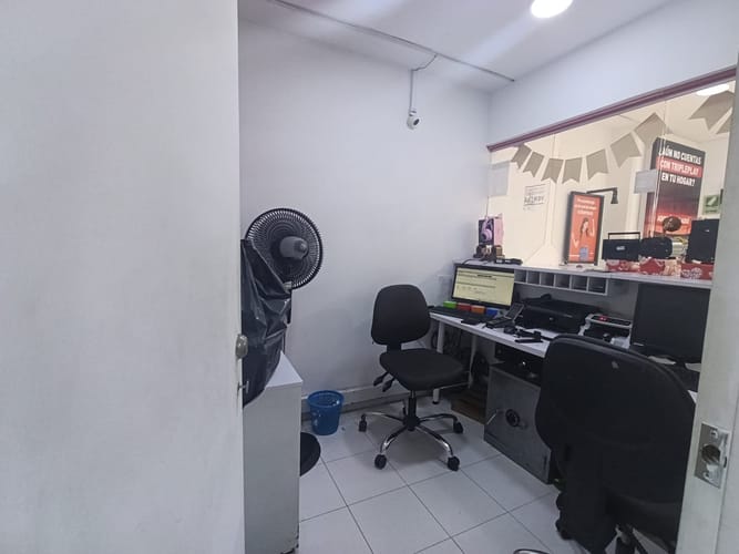 Local en arriendo en Aves Maria, Sabaneta, 104 m² · foto 11 de 13