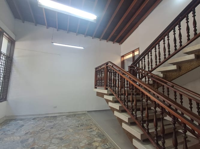Casa de 10 alcobas en arriendo en Conquistadores, Medellín, 500 m² · foto 20 de 20