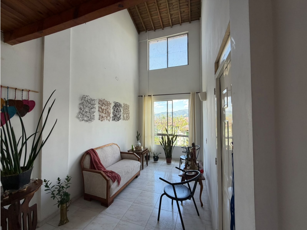 Apartamento en Venta en Calasanz, Medellín