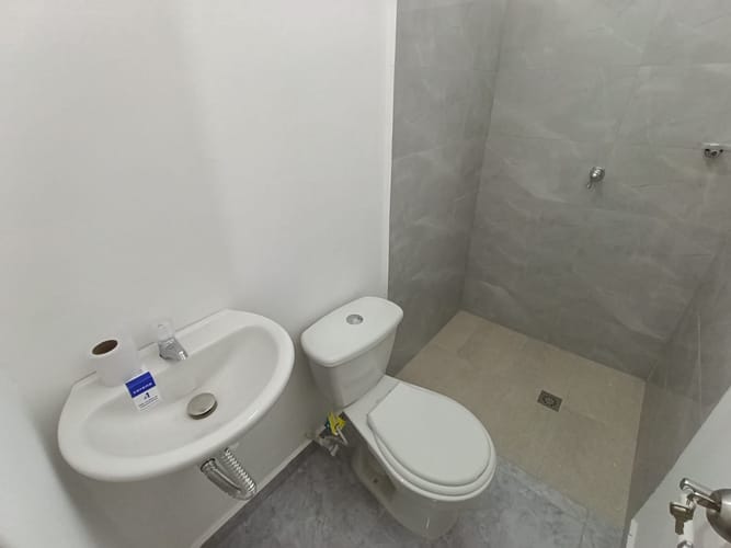 Local en arriendo en Buenos Aires, Medellín, 100 m² · foto 16 de 16